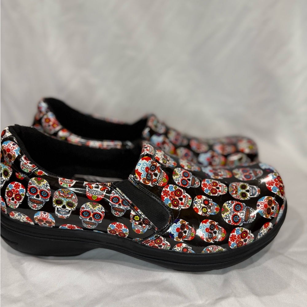 Skull Pattern Slip-On Nursing Clogs - Black and Red - Water Proof